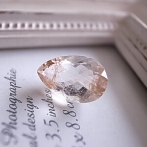 ルチルクォーツ　カット入り　ブラジル産　ルース 　天然石