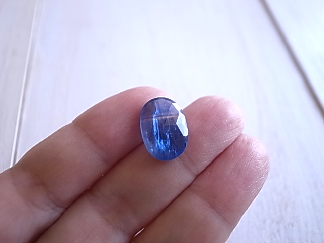 カイヤナイト カット入り ネパール産 ルース 天然石 - 画像 (7)