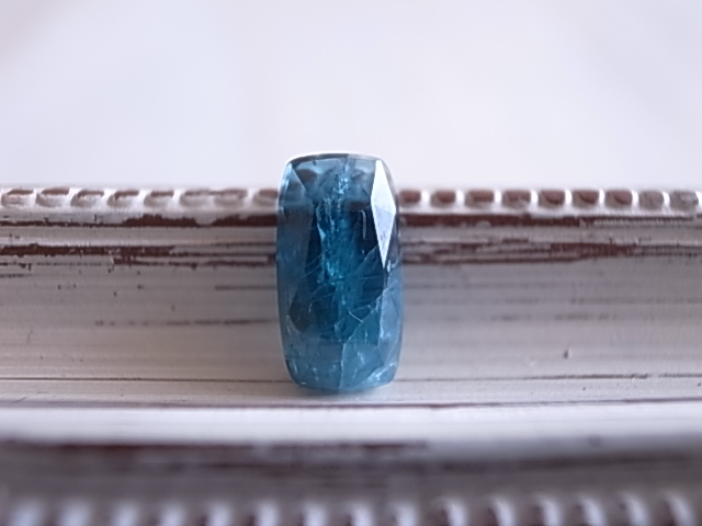 カイヤナイト カット入り ネパール産 ルース 天然石 - 画像 (3)