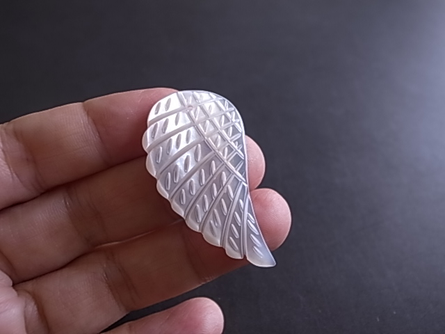 天使の羽 マザーオブパール 穴開き フィリピン産 - 画像 (4)
