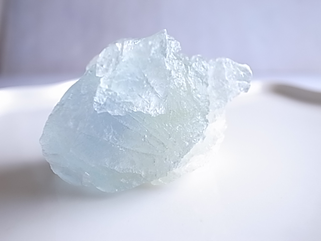 エッチド(蝕像)フローライト 発光 原石 80g - 画像 (5)