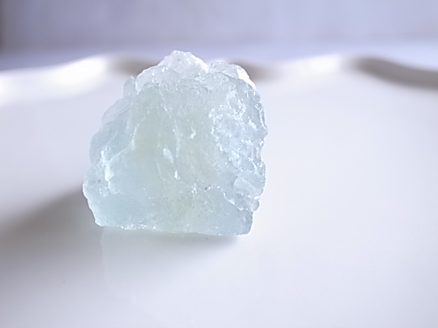 エッチド(蝕像)フローライト 発光 原石 32g - 画像 (4)
