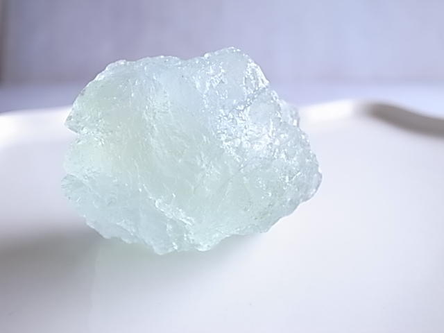 エッチド(蝕像)フローライト 発光 原石 67g